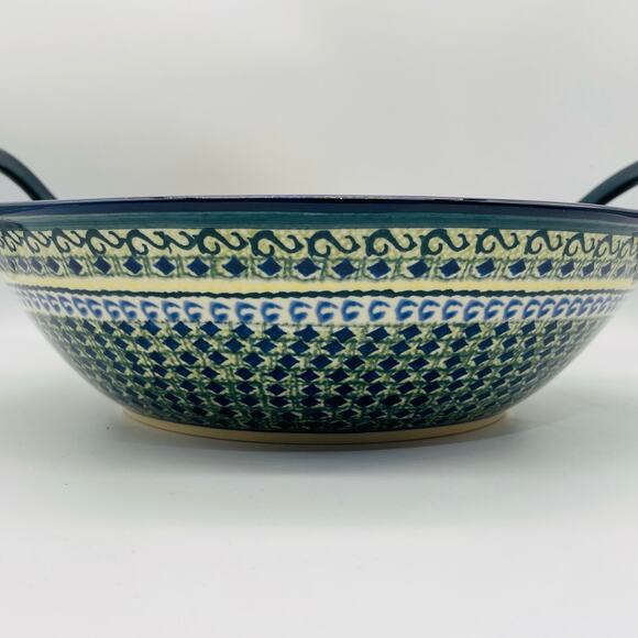 Polish Pottery Medium Bowl with Handles (Poppies All Around) - Picture 4 of 7